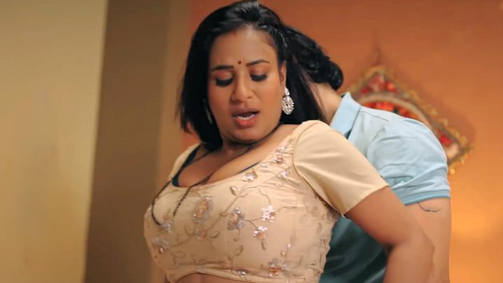 De De Pyaar De Part 2 EP7 ULLU Hot Hindi Web Series